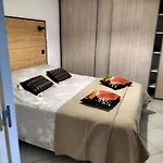 Maison Avec Entree Privee A Aiguillon *