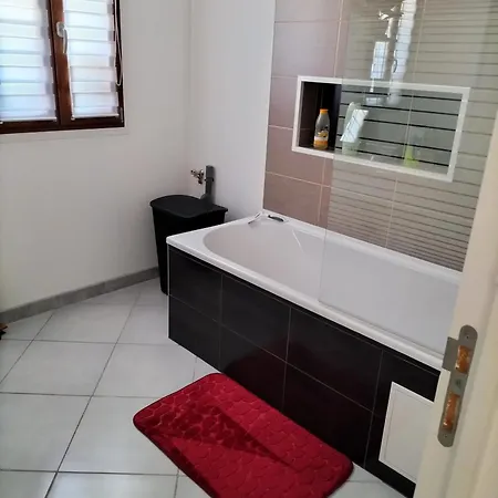 بيت للعطل Maison Avec Entree Privee A Aiguillon L'Aiguillon