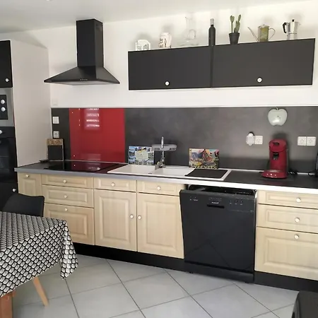 Сasa de vacaciones Maison Avec Entrée Privée à Aiguillon *