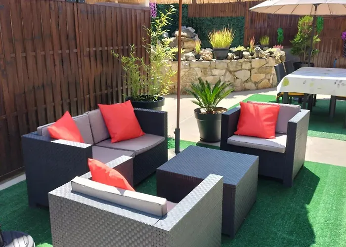 Maison Avec Entree Privee A Aiguillon Holiday home *