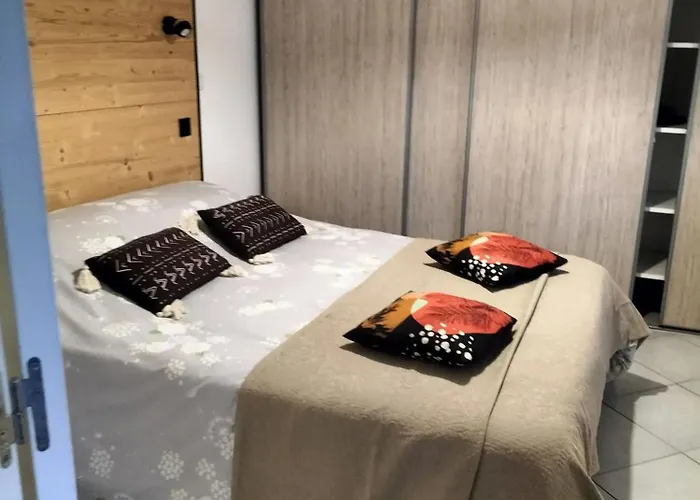 Maison Avec Entree Privee A Aiguillon *